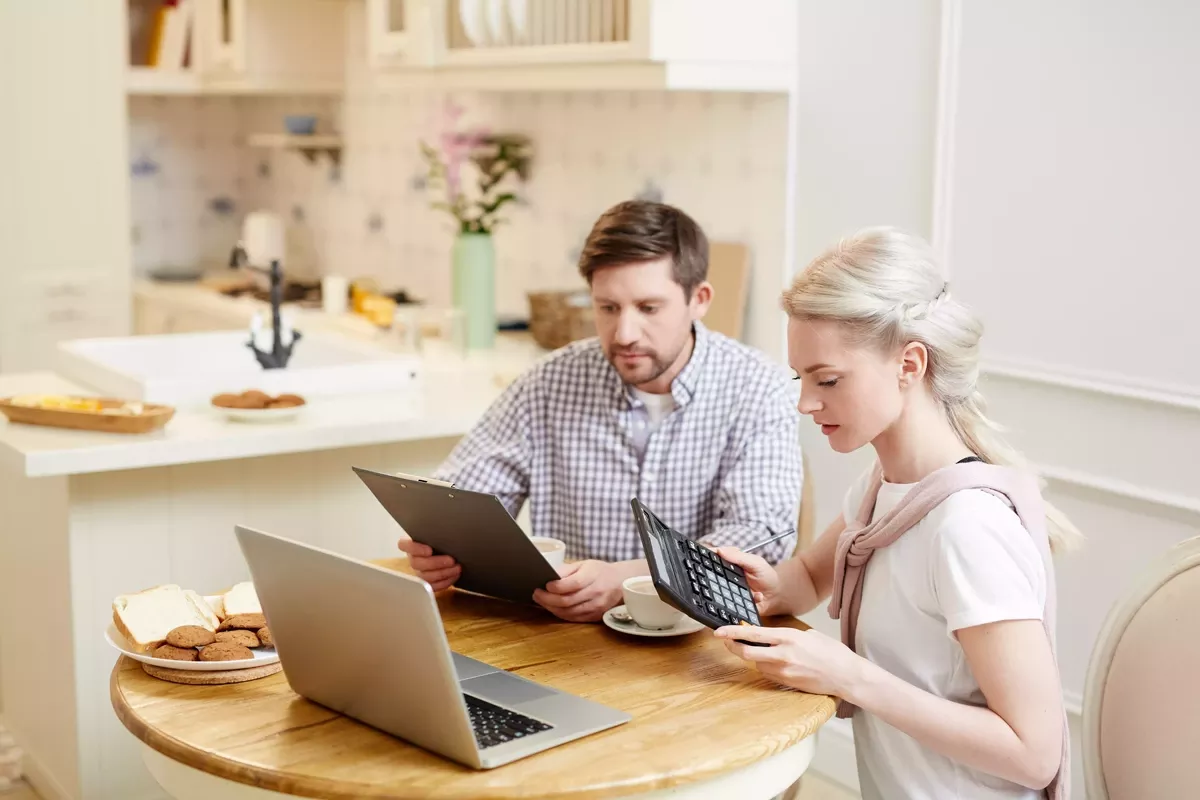 budget of young family